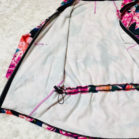 🍋 Lululemon Hold Your Om Secret Garden Hoodie - Picture 6 of 9